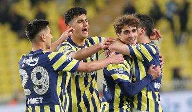 Fenerbahçe’nin genç oyuncuları, Zenit maçında gönülleri fethetti! A takım için Emir Ortakaya modeli uygulanacak