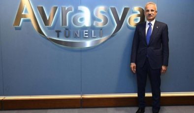 Bakan Uraloğlu’ndan Avrasya Tüneli açıklaması: Günlük geçiş rakamları garantiyi aştı