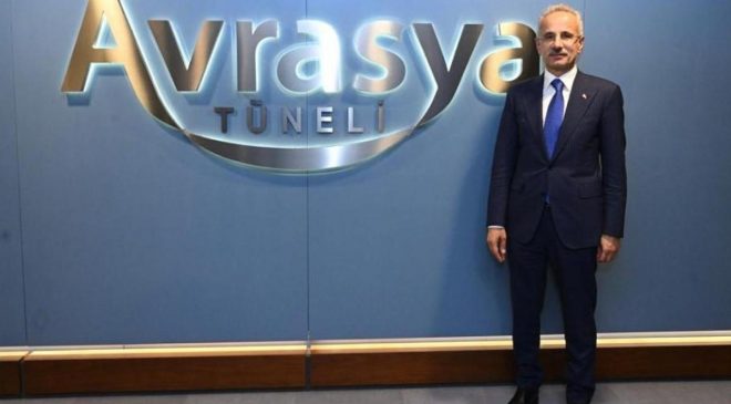 Bakan Uraloğlu’ndan Avrasya Tüneli açıklaması: Günlük geçiş rakamları garantiyi aştı
